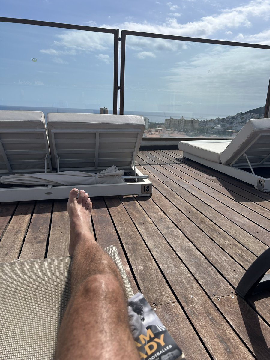 DomKite's tweet photo. Lovely Los Cristianos Tenerife. 👌 https://t.co/1tElTM8ybS