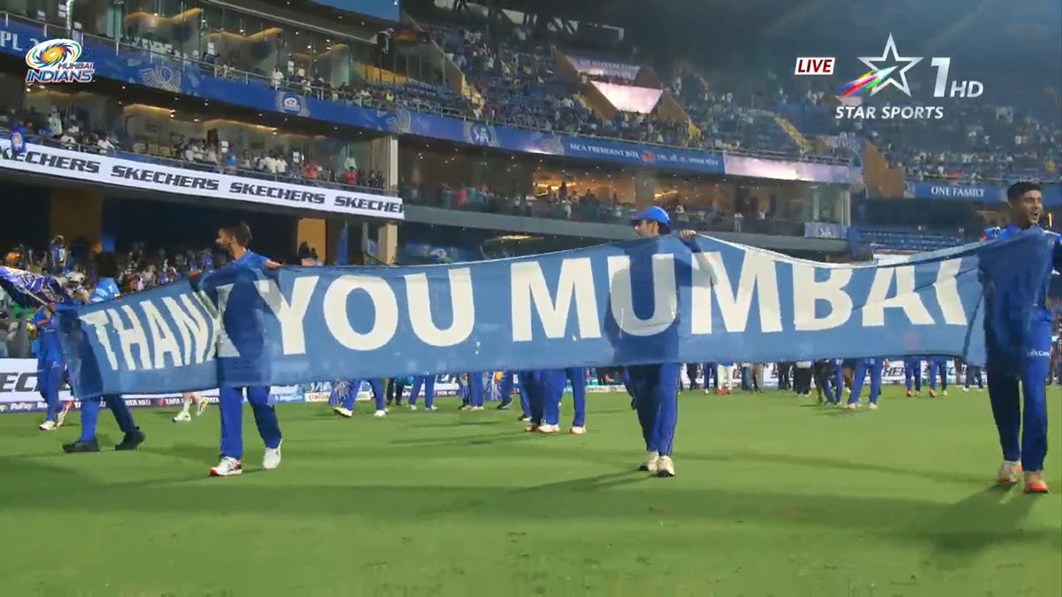 jaggirm's tweet photo. #MlvsDC
Now the other side of the match
NamanDhir'sfire and Jaspreet Bumrah 's brilliance MI storms into the playoffs
Hardik Pandya 's captaincy also worked
A kind gesture by MI to thank the Mumbai fans https://t.co/KaX9KVvvnI
