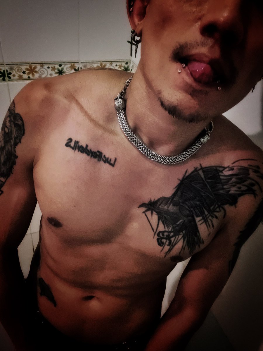 MeLuciferdeviLS's tweet photo. Hakuna Matata ~ 🐗 https://t.co/41k3pjUaak