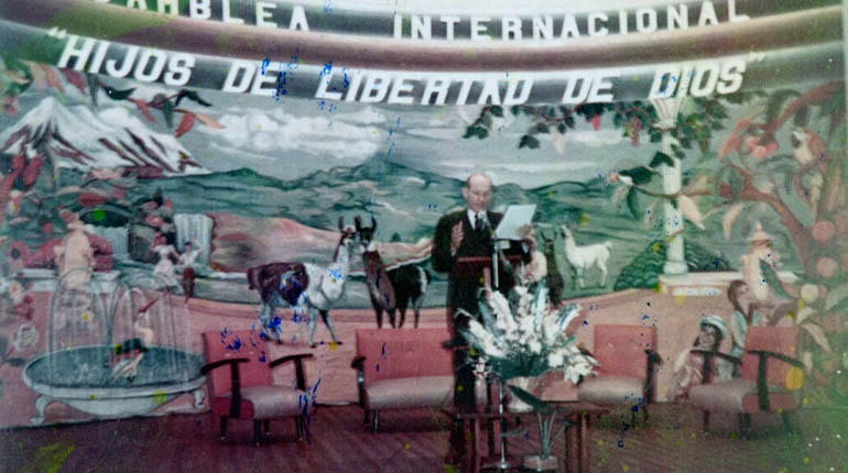 #Interesante I Los testigos de Jehová conmemoran en 2025 los ochenta años de su presencia en el país y el inicio de la enseñanza bíblica impartida desde su llegada en 1945.
