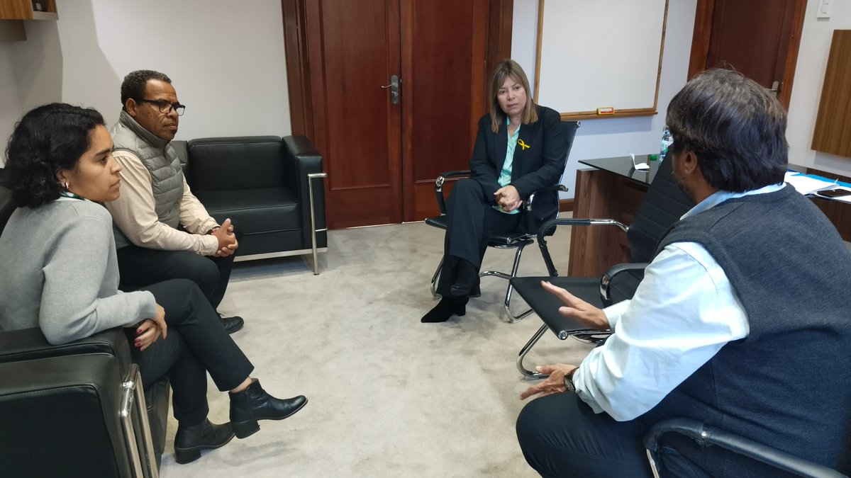▶En el encuentro, se abordó el trabajo vinculado a la #SeguridadVial y el #Tránsito en el departamento de #Canelones, así como también sobre la articulación necesaria en el Congreso de Intendentes relacionado a estos temas.