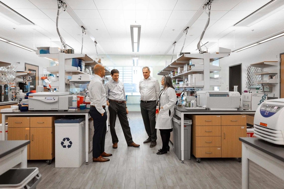 BIO5 Institute (@uazbio5) on Twitter photo BIO5 members Julie Ledford, Josef Vagner, Stefano Guerra, and Michael D.L. Johnson co-developed an innovative inhaled asthma/COPD therapy licensed to Aspiro Therapeutics, a biotech startup advancing accessible respiratory treatments.
From <a href="/UAZTechLaunch/">Tech Launch Arizona</a>: bit.ly/42p17jh BIO5 members Julie Ledford, Josef Vagner, Stefano Guerra, and Michael D.L. Johnson co-developed an innovative inhaled asthma/COPD therapy licensed to Aspiro Therapeutics, a biotech startup advancing accessible respiratory treatments.
From <a href="/UAZTechLaunch/">Tech Launch Arizona</a>: bit.ly/42p17jh