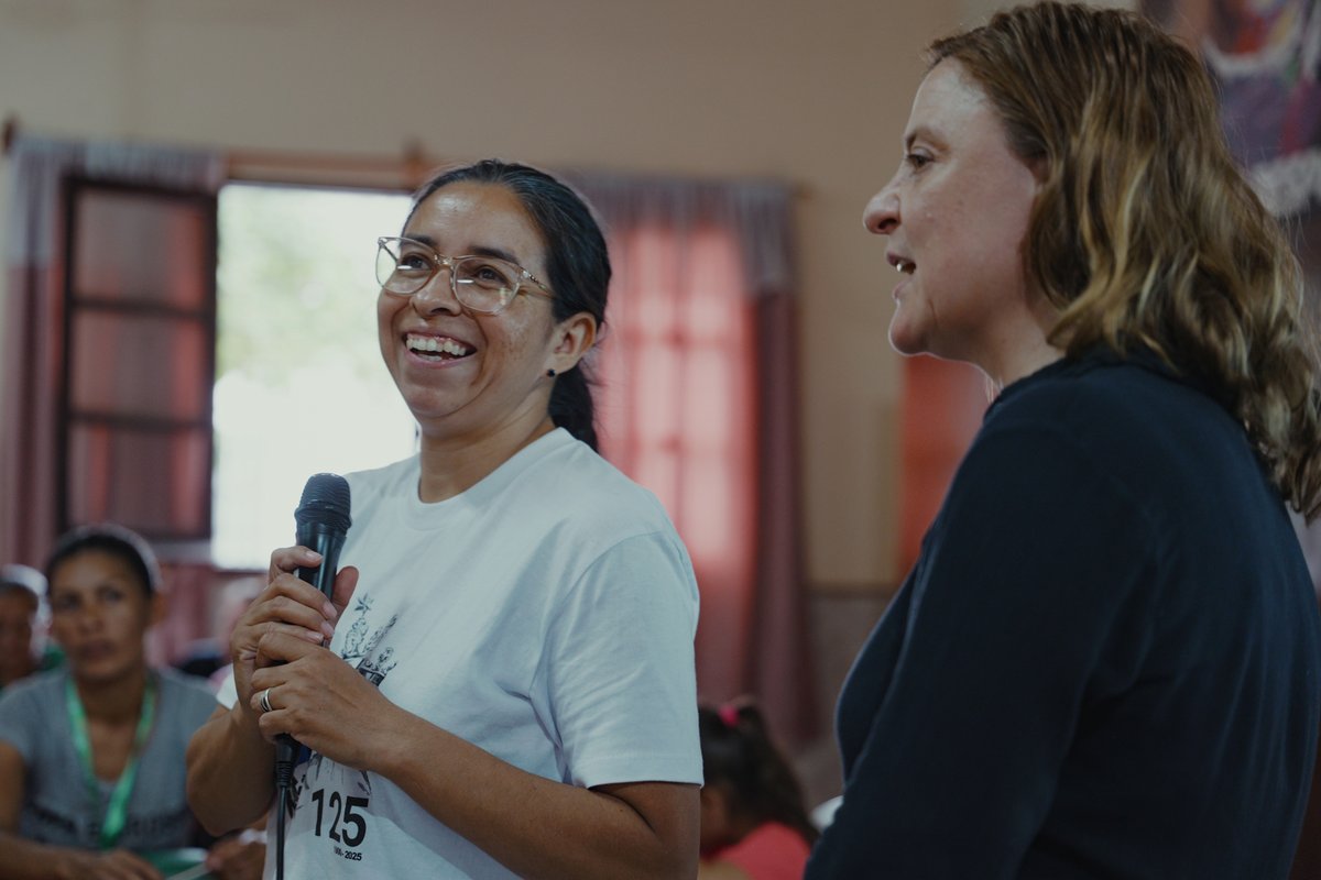 Poverty Stoplight (@pstoplight) on Twitter photo El taller se realizó en el marco del proyecto Raíces y Futuro, en alianza con COACHABILITY FOUNDATION y <a href="/fundaparaguaya/">Fundación Paraguaya</a> , para fortalecer el camino emprendedor de las mujeres a través del poder de la palabra. El taller se realizó en el marco del proyecto Raíces y Futuro, en alianza con COACHABILITY FOUNDATION y <a href="/fundaparaguaya/">Fundación Paraguaya</a> , para fortalecer el camino emprendedor de las mujeres a través del poder de la palabra.