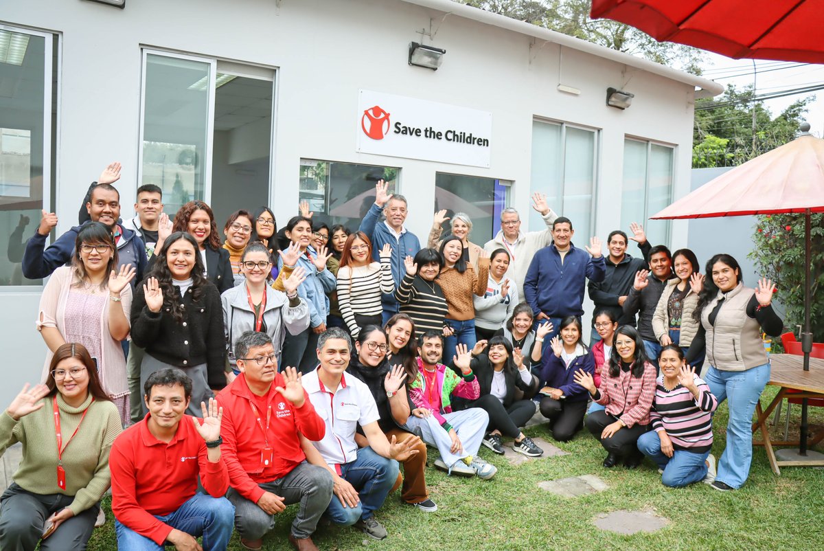 Cristina García (@crisgarciasci) on Twitter photo Ha sido realmente inspirador conocer al equipo de <a href="/SaveChildrenPE/">Save the Children 🇵🇪</a>. Su compromiso con la niñez y su resiliencia ante un contexto desafiante son admirables. Esta visita a Perú reafirma mi compromiso para trabajar con el propósito de generar un impacto tangible y transformador. Ha sido realmente inspirador conocer al equipo de <a href="/SaveChildrenPE/">Save the Children 🇵🇪</a>. Su compromiso con la niñez y su resiliencia ante un contexto desafiante son admirables. Esta visita a Perú reafirma mi compromiso para trabajar con el propósito de generar un impacto tangible y transformador.