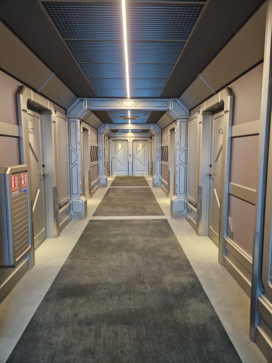 Jenny Nicholson tweet media