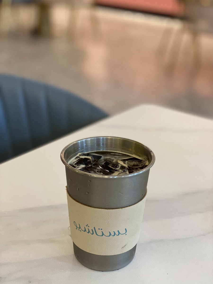 2lorm's tweet image. يمكن يخف الحنين ، وتصغر البلوه
وارتاح من همي اللي كان مرهقني 

امّا انّي انساك وانسى ايامنا الحلوه ؟
هذا هو المستحيل يصير صدقني