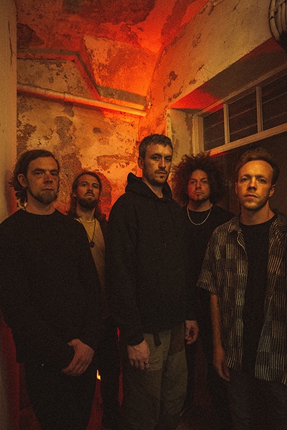 gigview's tweet photo. . @vowerband The incredible band featuring ex members of Black Peaks, Palm Reader and Toska - have released another ENORMOUS single with Deadweight. Photo Credit: Silvja Vil Official Video & More https://t.co/ws89iXljjG #music #news #Vower #newmusic #newmusicalert #deadweight https://t.co/3Lt9PYxRDv