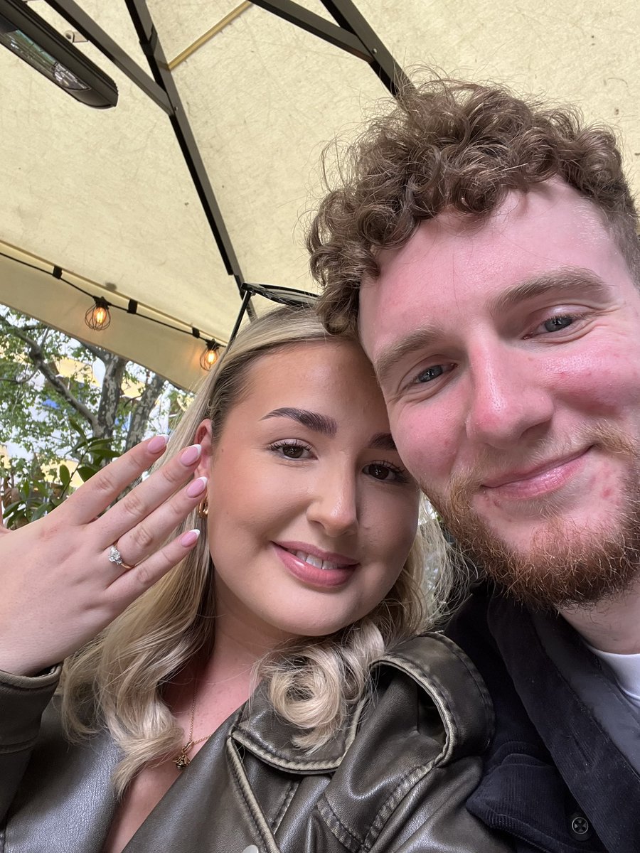 Dan tweet media