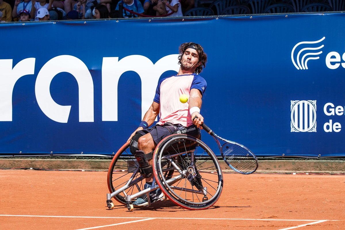 #TRAMBarcelonaOpen 
Primera jornada en el <a href="/TRAMBcnOpen/">TRAMBarcelonaOpen</a> con la primera ronda. 
Triunfo de <a href="/DaniCaver/">Daniel Caverzaschi</a>.
Derrotas de <a href="/kike_siscar/">Kike Siscar🎾♿️</a> y Mario Roque.
En quad, derrota de Julián Ortega.