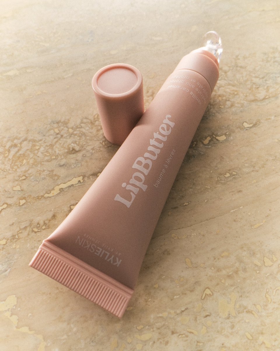 your summer staple: sheer shine, vanilla caramel scent, all-day moisture 👄✨ bit.ly/42dSLe1