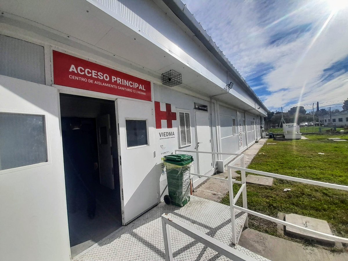 PPNArg's tweet photo. 📍Viedma | El equipo de la Delegación Viedma relevó el nuevo sector médico de la U12, evaluó la atención sanitaria y acceso a turnos, tratamientos y medicamentos. También supervisó el cumplimiento de una sentencia que ordenaba refacciones y la incorporación de una ambulancia. https://t.co/5qFKgTPB4W