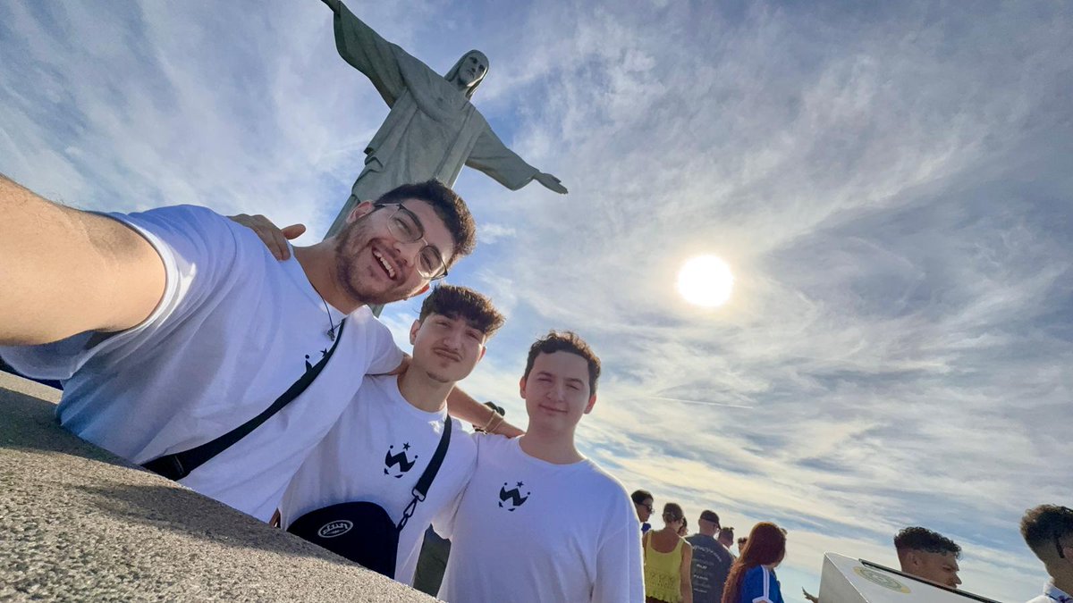 justinpdl0's tweet image. Incredibly proud of the team for our performance in Rio for RELOAD. Had an amazing time here. I hope one day I can return to this beautiful country and experience the amazing culture it has to offer again.
Thank you to all the fans for your support!
Obrigado, Brasil 馃嚙馃嚪