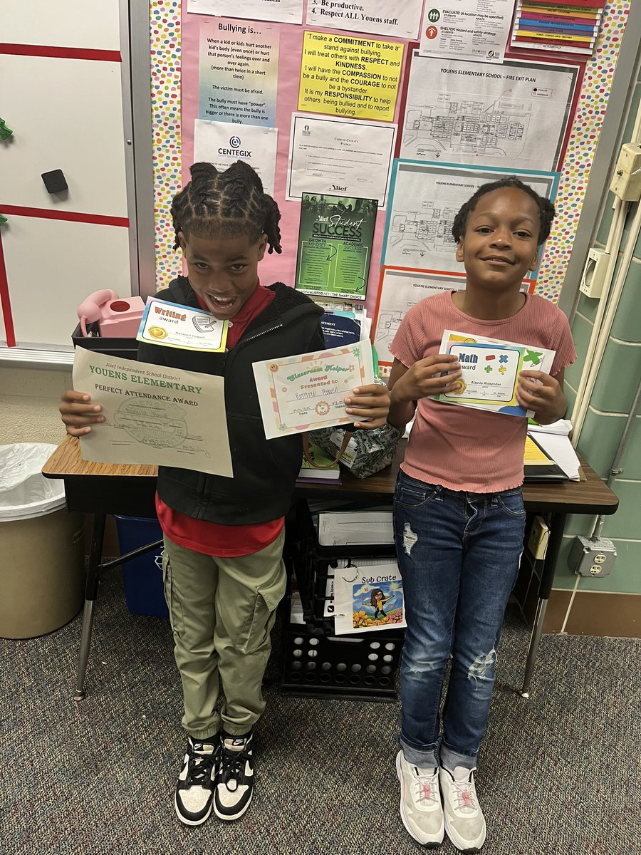 RontrellJr's tweet photo. 4th grade here we come Rontrell Jr aka wiggle diggle - #School #Graduation #4thgrade #Survivor48 #Sports #inthemvp #Movingcover #LeagueOfLegends #hobbit #Fortnite #game #YouTube #YouthEffect #CollegeStudent #collegefreshman #schoolies #Schools #Aliefschool #Youens #YouensElementary #aliefkings #AlienEarth #SpringOfYouth #houstonfootball #SPRINGBREAK #springtrap #NFLDraft #SPRINGBREAK2025 #HIGHER #highinfidelity #recrutement #RecruitTheA #Junior #CollegeFootball #collegeau #Illustrated #SportsBiz #HighSchoolDxD #needthat #nuclear #Grok 🔥🔥🔥🔥🔥🔥🔥🏟️ https://t.co/fXRDfo70zX… 👈🏾👈🏾👈🏾👈🏾 🔥🔥🔥🔥