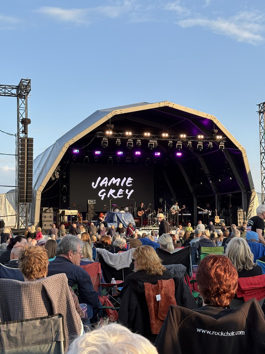 Stephen_Youngs's tweet photo. Great set from @JamieGreyMusic tonight 👏🏻 https://t.co/OY6LiJAblZ