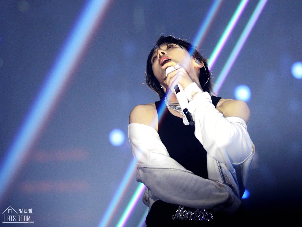 250510 HOPE ON THE STAGE in Bangkok    

#방탄소년단 #BTS #防彈少年團 <a href="/BTS_twt/">방탄소년단</a>
#jhope #제이홉 #호석 #hoseok #號錫 #HOPE_ON_THE_STAGE_TOUR_BANGKOK #HOPE_ON_THE_STAGE_TOUR
