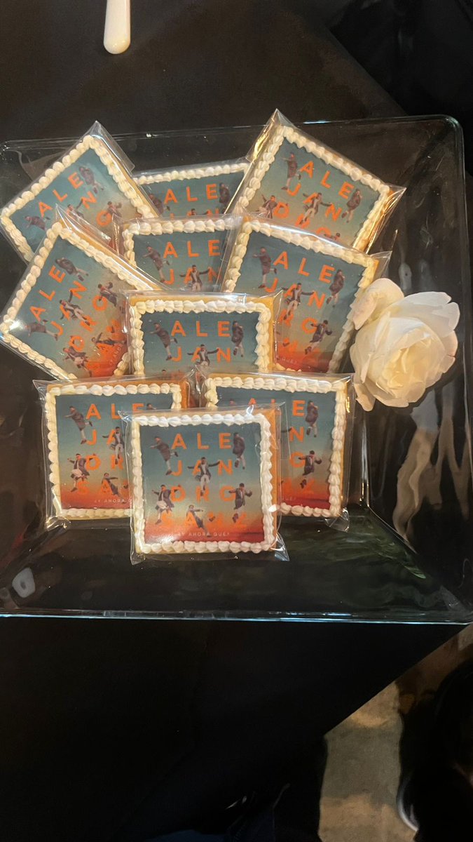 Mundo Sanzero Chile tweet media