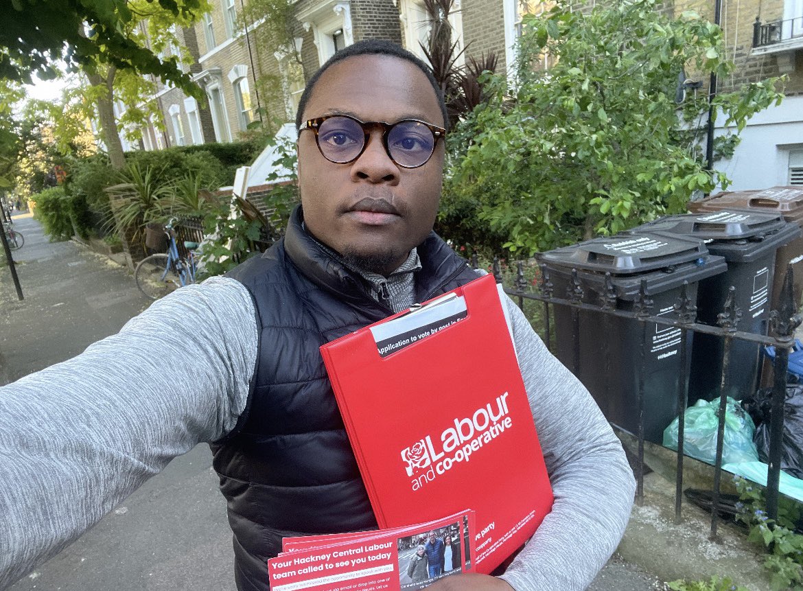 Quick round this evening with some positive conversations across both Greenwood Rd &amp; Dalston lane, addressing local concerns residents may have. Prioritising the voices of ward members is very important for the <a href="/HackCentralLab/">HackneyCentralLabour</a> team. 🌹 😀