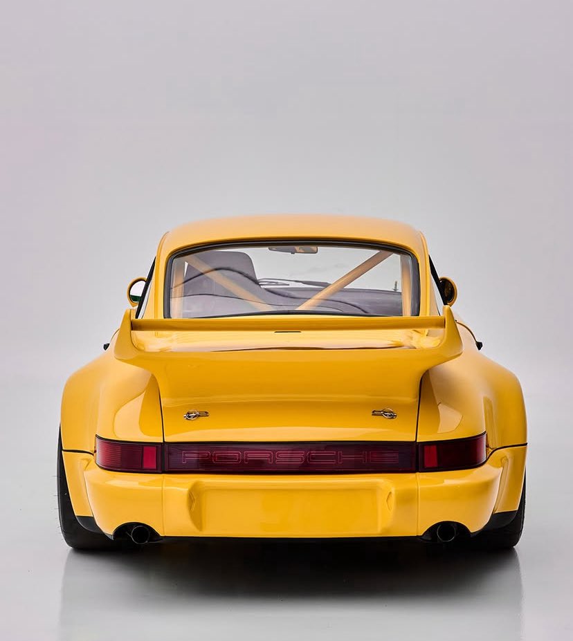 Jordan92338366's tweet photo. 964 3.8 RSR in Speed Yellow 💛🏁 https://t.co/Lj7xlE5Bjg