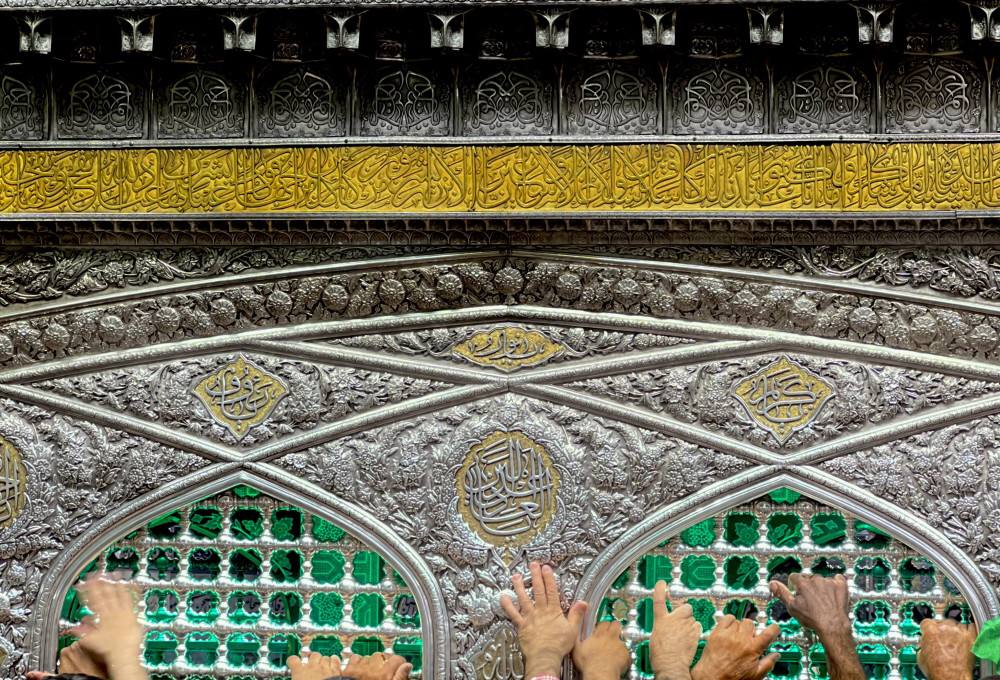 Sileh_Assistant's tweet photo. 🏴آجرك الله يا بقية الله

🥀Condolences to Imam of our time on the Martyrdom anniversary of Imam Ridha (peace be upon them) https://t.co/EDxrX1Z9zH