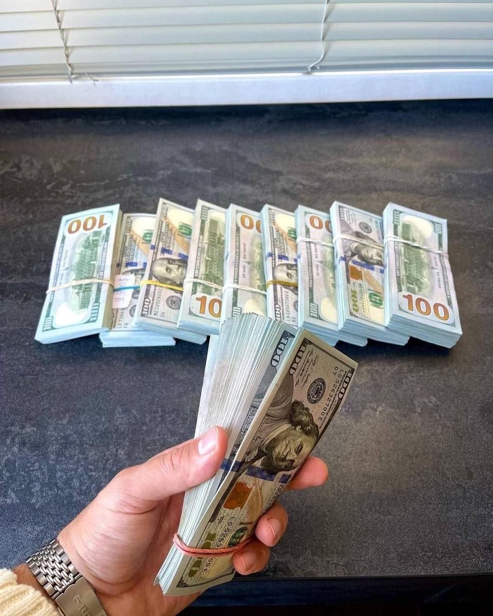 Ya llegó el pago de la Iglesia Velezista 😍
Gracias <a href="/miopil_/">Santiago</a>