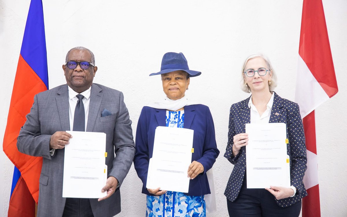 mpceht's tweet image. Haïti-Canada: Signature d’un protocole d’accord pour le corridor-vert dans la péninsule Sud.
facebook.com/share/p/1XGXcV…