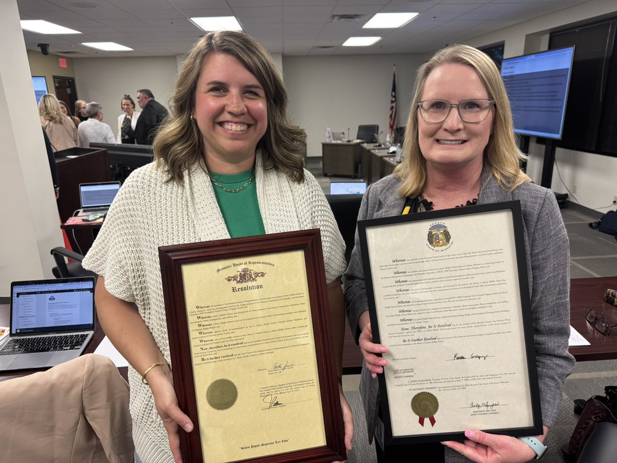 LPS53 (@libertyschools) on Twitter photo It was great to recognize Dr. Megan Bright (left) and the <a href="/LibertyLMS/">LMS Bluejays</a> Library Media Team at last night’s Board meeting for recently being named as an Exemplary School Library Program by <a href="/MOEducation/">Missouri DESE</a>. Congratulations! 👏
#ShareTheGoodLPS It was great to recognize Dr. Megan Bright (left) and the <a href="/LibertyLMS/">LMS Bluejays</a> Library Media Team at last night’s Board meeting for recently being named as an Exemplary School Library Program by <a href="/MOEducation/">Missouri DESE</a>. Congratulations! 👏
#ShareTheGoodLPS