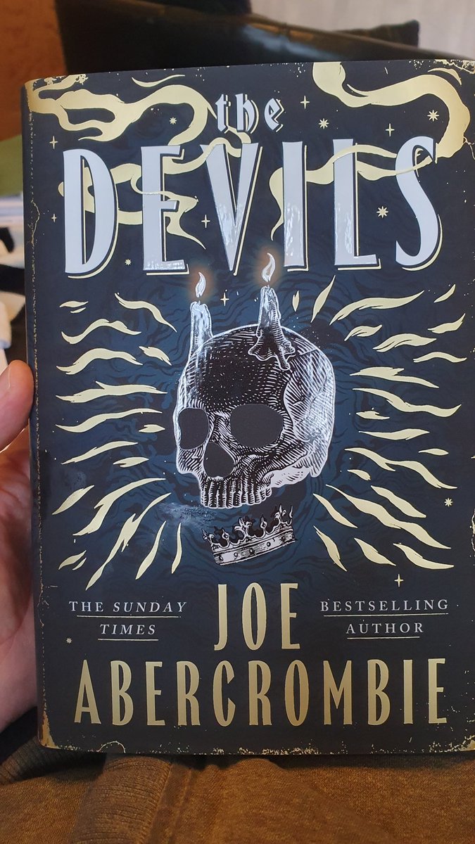 Muttbunch82's tweet photo. As if a new @LordGrimdark book isnt enough of a treat he comes oot wi this big beautiful bastard!!!!absolutely gorgeous https://t.co/Ak1ilYE2eX