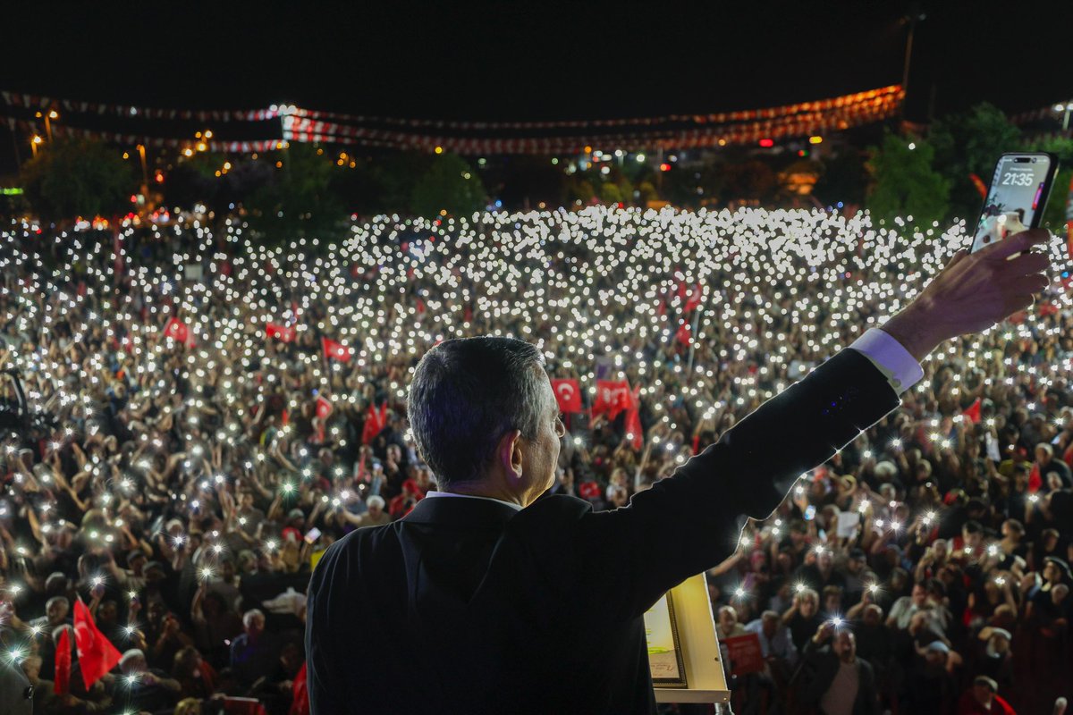 eczozgurozel's tweet photo. Milletin kalesi Pendik’te geleceğine sahip çıkan herkese yürekten teşekkür ediyorum.

Ve şimdi hep birlikte haykırıyoruz:

Bu daha başlangıç, mücadeleye devam!