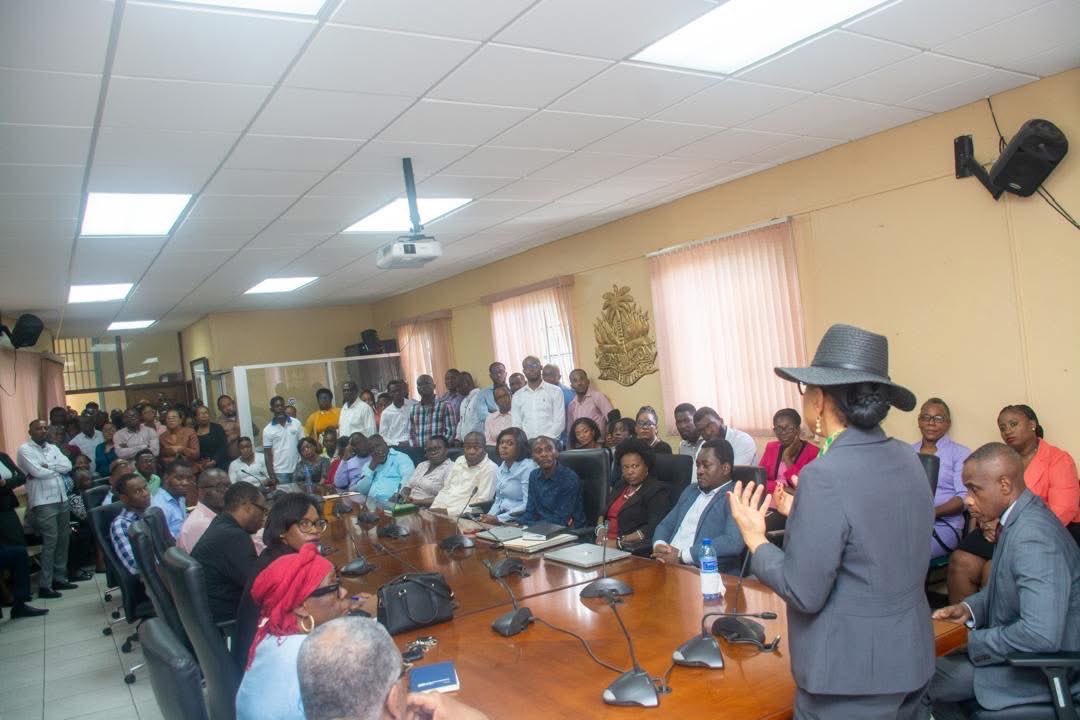 mpceht's tweet image. MPCE: Fructueuse rencontre entre la Ministre Ketleen Florestal et le Personnel du Ministère de la Planification et de la Coopération Externe.
facebook.com/share/p/16U3bT…