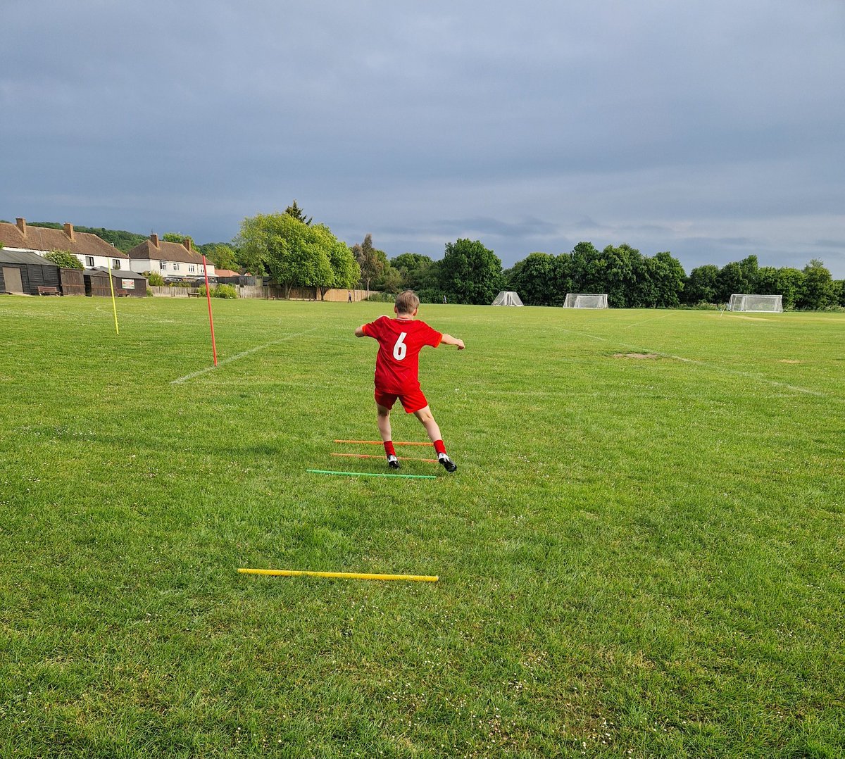 Nice little 1-2-1 session with
@sidders888 
Working on acceleration  and crosses
💪⚽️