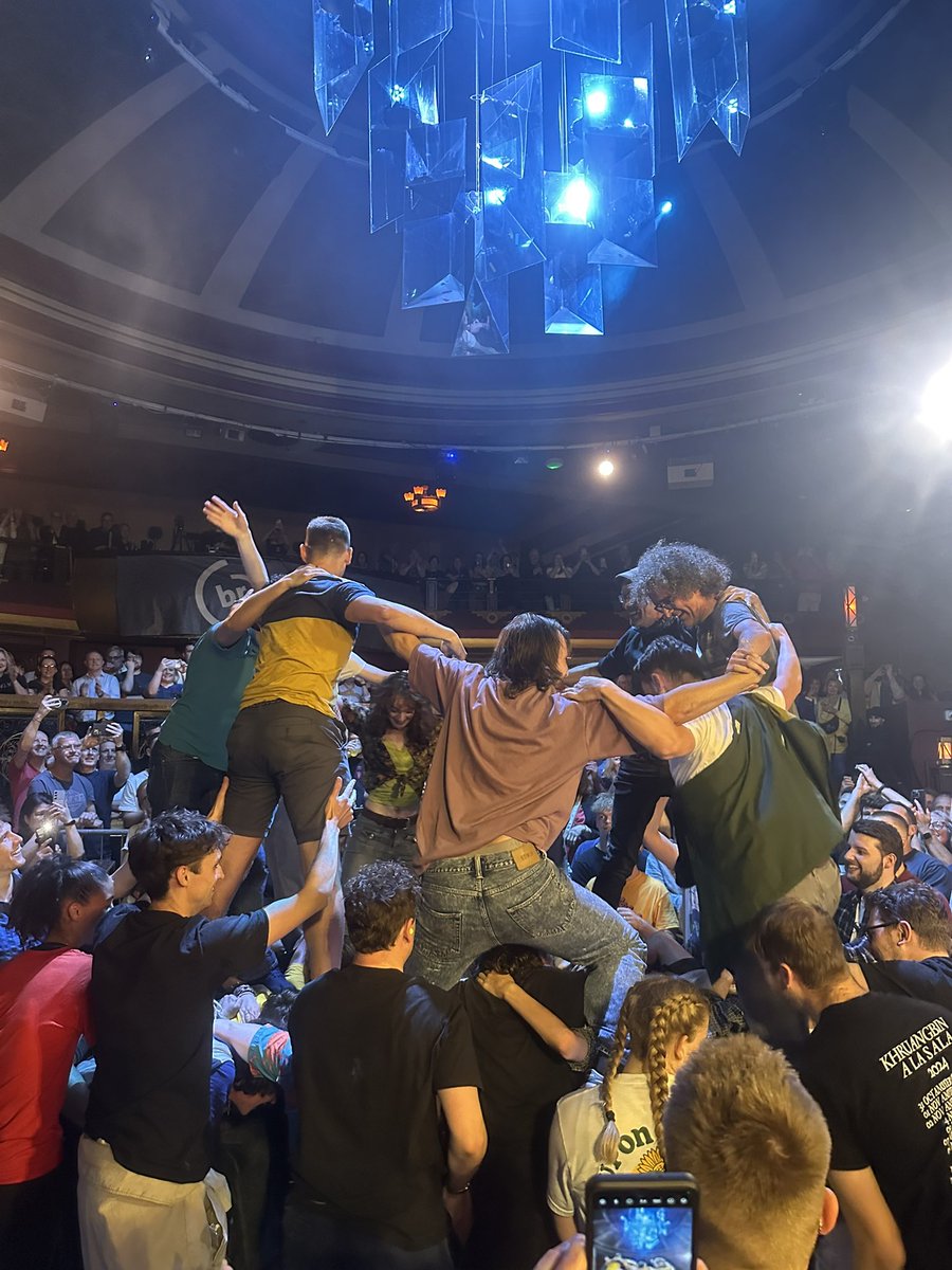 human pyramid at pryzm