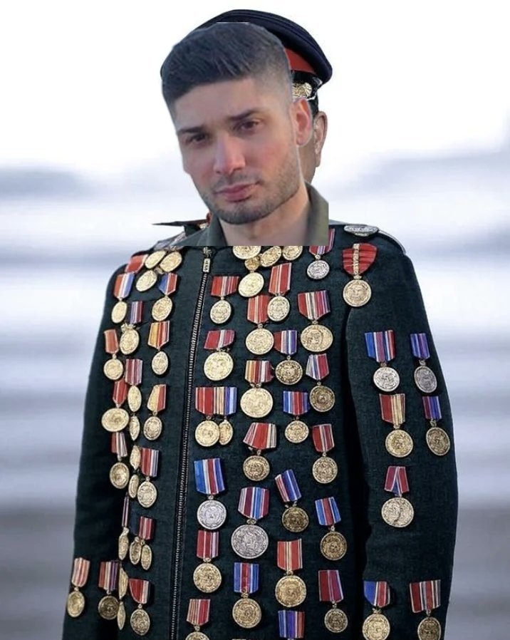 Krsna bhai bhi after all the compliments tonight.