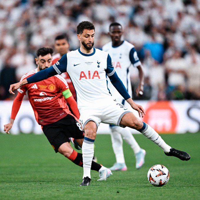 Tottenham UEFA Avrupa Ligi'ni kazandı: Manchester United için büyük hayal kırıklığı!