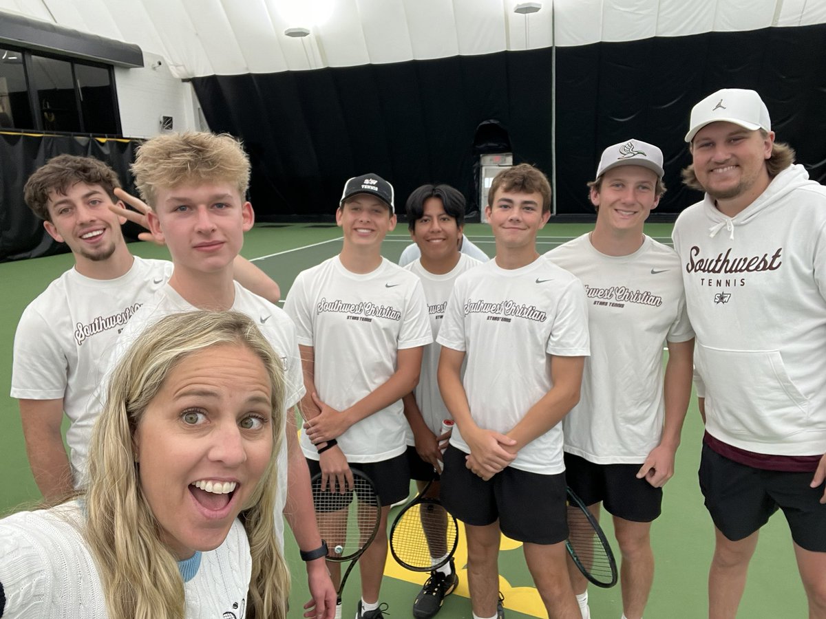 swchstennis's tweet image. Individual Sections update from Gustavus… both SW singles players AND both doubles pairs advance to the second round! The only school in the section to do so! @swchssports @swchsstars