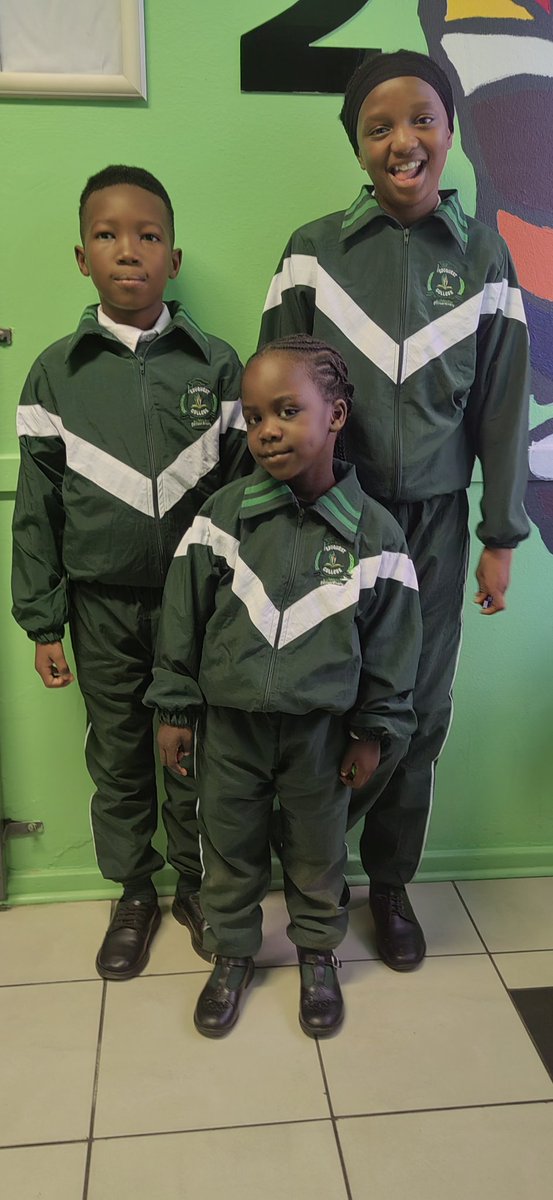 Eduquestcollege's tweet photo. Our young stars shining bright! 🌟 Caught our learners in their stylish tracksuits today at Eduquest College. 📸👕 

#Tracksuits #LearningInStyle #education #reelschallenge #reelsfacebook #studentlife #reelsfypシ #EduquestCollege #school #achievingextraordinary https://t.co/rPfATf3Rbg