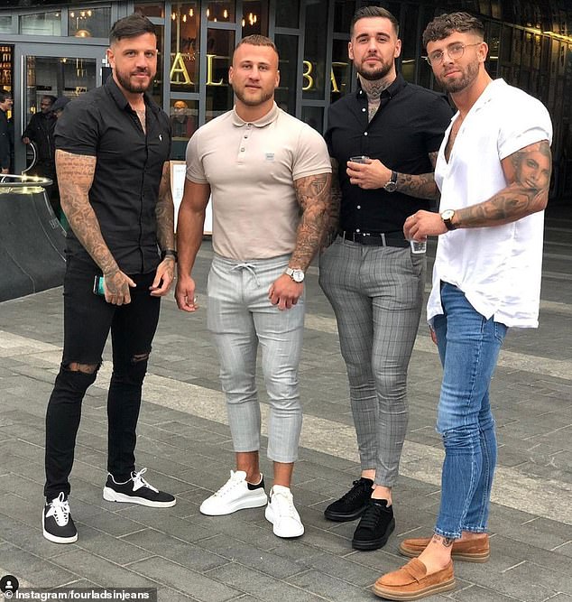 JMoseley365's tweet photo. @FootbalIhub @PeteBenny87 thought this was a who did it better kinda post 😆😆😆 https://t.co/x3GcM2FocQ