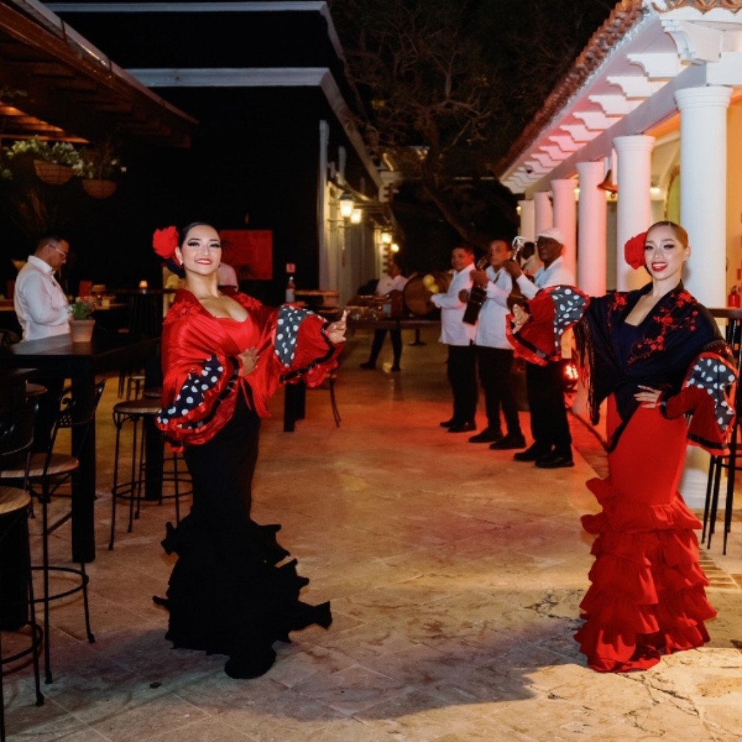Resumen Turismo Magazine (@rtmagazinedo) on Twitter photo El hotel <a href="/SanctuaryCC/">SanctuaryCapCana</a>, anunció el relanzamiento de su restaurante español El Rincón de Paco que mantiene en su oferta las raíces de la cocina española, pero asume un enfoque moderno que incorpora nuevas técnicas culinarias y una presentación innovadora. ow.ly/wYRo50VWnx9 El hotel <a href="/SanctuaryCC/">SanctuaryCapCana</a>, anunció el relanzamiento de su restaurante español El Rincón de Paco que mantiene en su oferta las raíces de la cocina española, pero asume un enfoque moderno que incorpora nuevas técnicas culinarias y una presentación innovadora. ow.ly/wYRo50VWnx9
