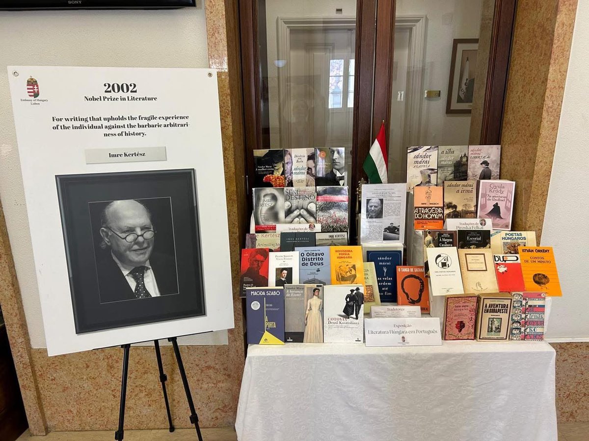 Emilia Fabian Dr (@emiliafabiandr) on Twitter photo We celebrated the World Portuguese #Language Day and the Portuguese Language and #Culture Day at <a href="/CPLP/">Jody Anderson</a> in #Lisbon. Ernesto Rodrigues, professor, poet, translator held a fascinating lecture titled “The Portuguese language in Hungary (1977-2025)”. I inaugurated the #exhibition We celebrated the World Portuguese #Language Day and the Portuguese Language and #Culture Day at <a href="/CPLP/">Jody Anderson</a> in #Lisbon. Ernesto Rodrigues, professor, poet, translator held a fascinating lecture titled “The Portuguese language in Hungary (1977-2025)”. I inaugurated the #exhibition
