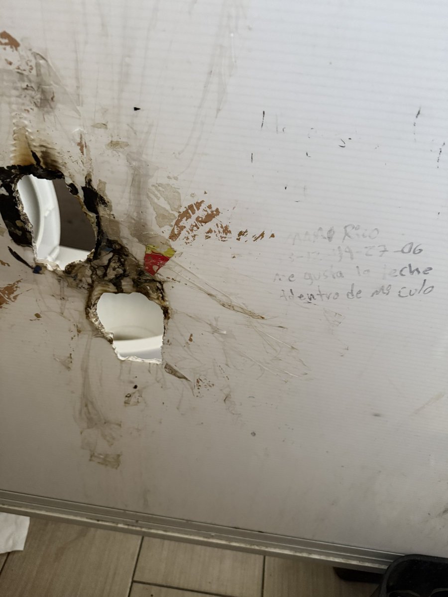 Que ricas vrgs he mamado y me la han mamado en este glory, saben cuál es?🥵🥵🥵