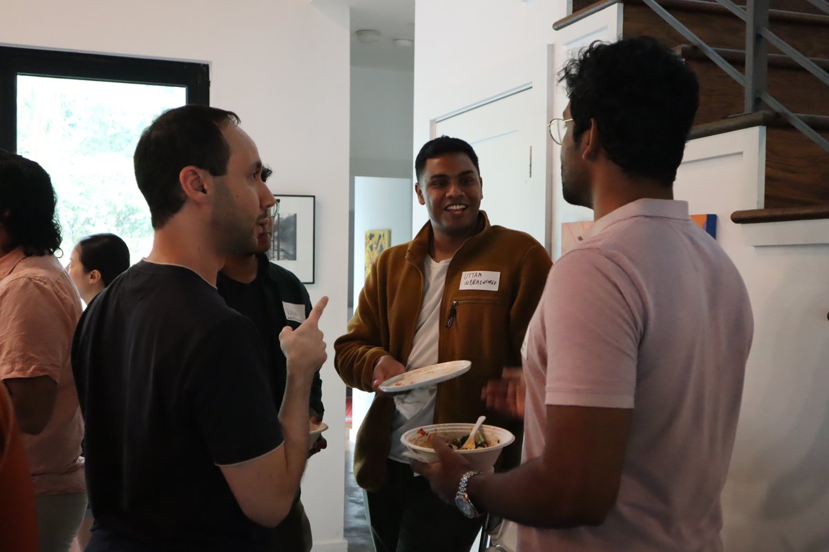 Polytomic tweet media