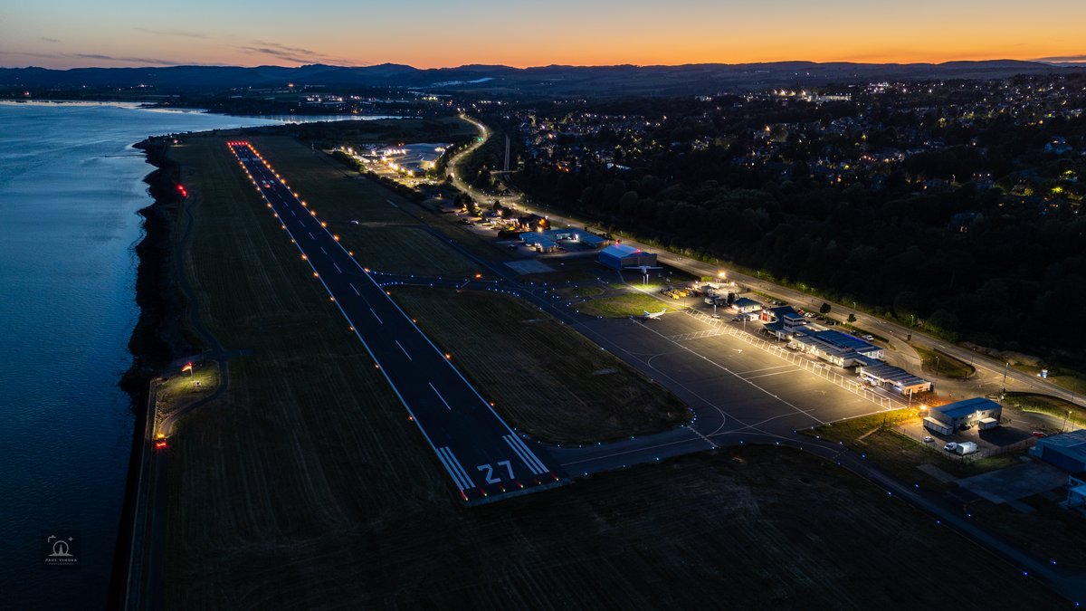 #Dundee Airport at night 🌃

Permission to fly a drone here was granted in advance by Dundee ATC