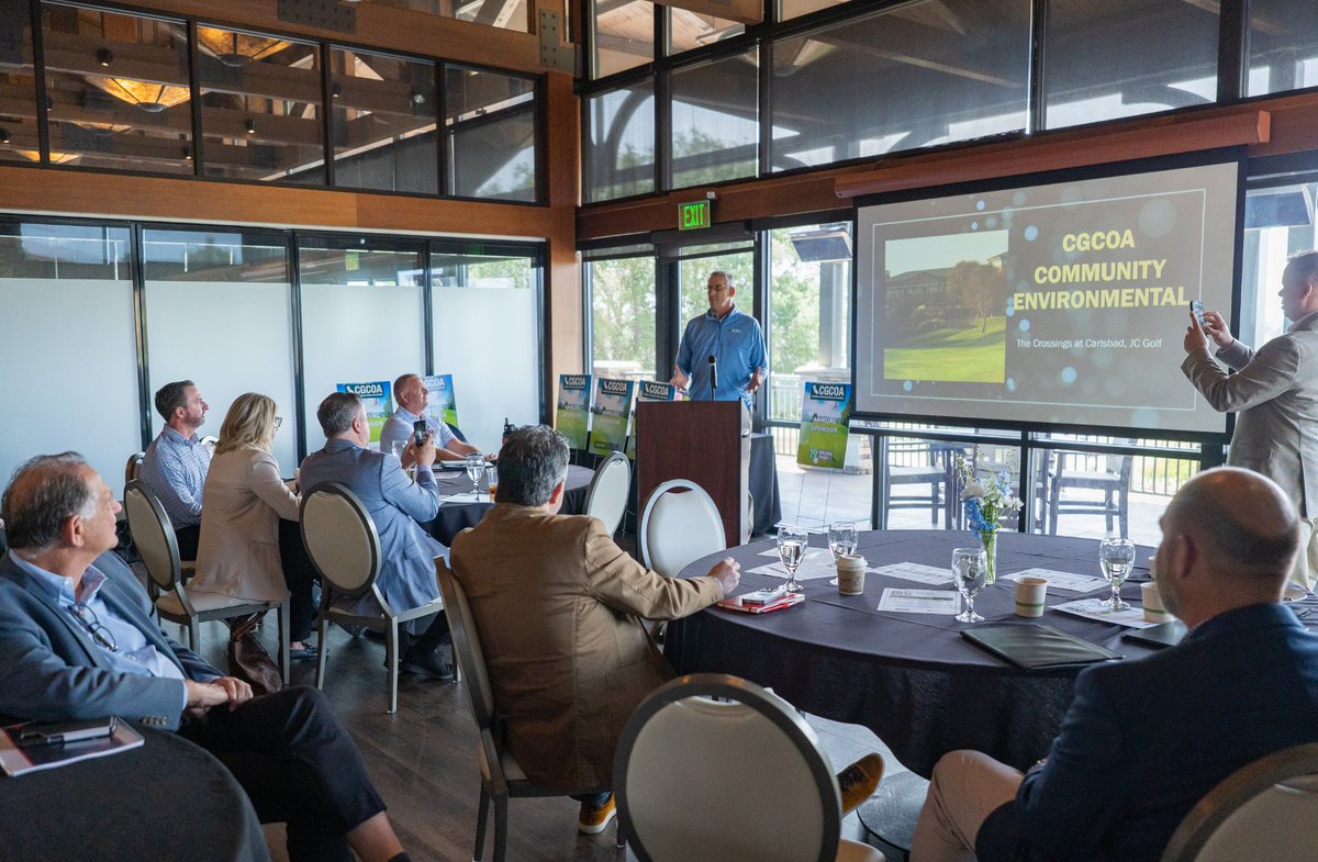 CrossingsAtCarlsbad tweet media
