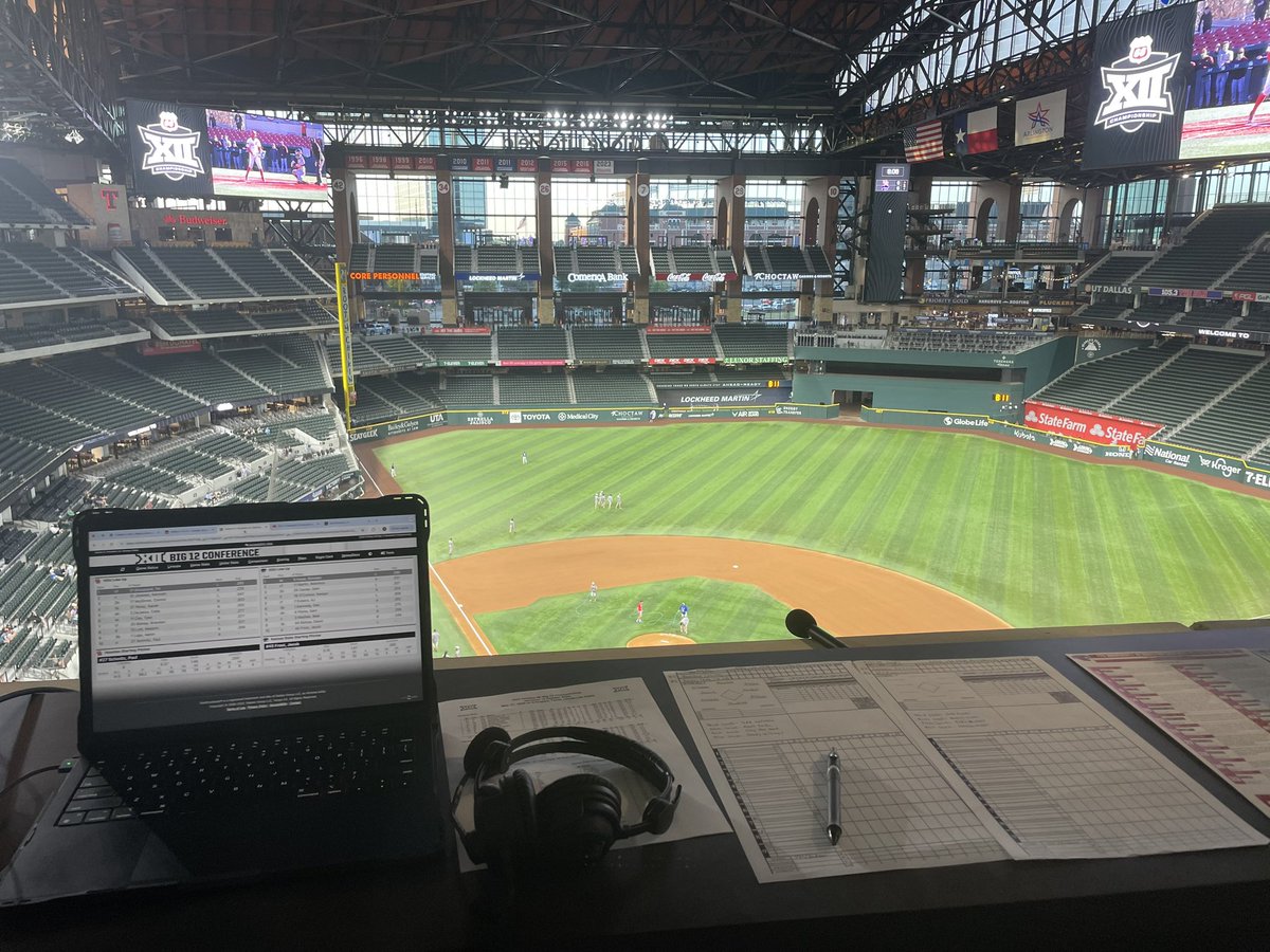 Brenden Paul (@brendenpulo) on Twitter photo Going lights off in the booth for the final game of the first day of the tournament. Join <a href="/_AidanONeill/">Aidan O’Neill</a> and myself as we guide you through Houston vs Kansas State!
First pitch in about 10 minutes.
youtube.com/watch?v=6alqPE… Going lights off in the booth for the final game of the first day of the tournament. Join <a href="/_AidanONeill/">Aidan O’Neill</a> and myself as we guide you through Houston vs Kansas State!
First pitch in about 10 minutes.
youtube.com/watch?v=6alqPE…