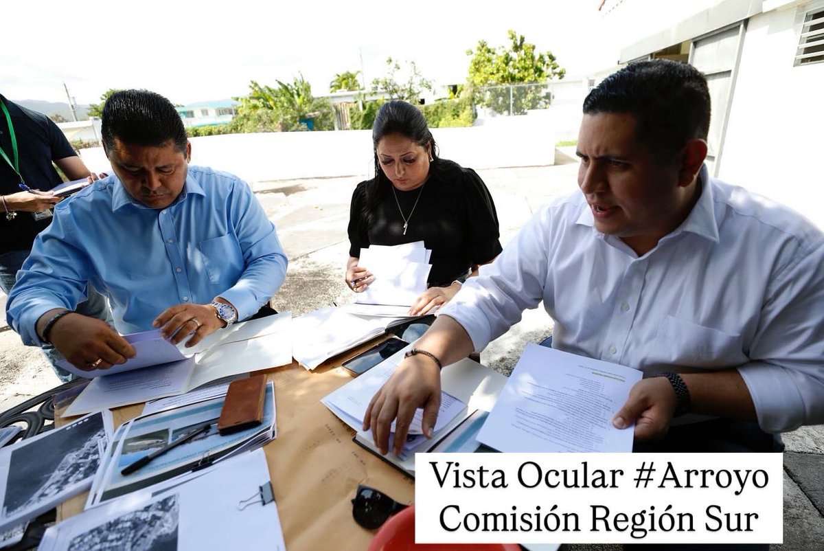 #Arroyo | ¡12 años sin operar la Villa Pesquera! La Comisión #RegiónSur realizó una vista ocular para identificar la titularidad de la Casa del Pescador y posibles zonas para un muelle. Pescadores exigen acción. ¡Hay compromiso para reuniones y soluciones!
#Pescadores #Distrito30