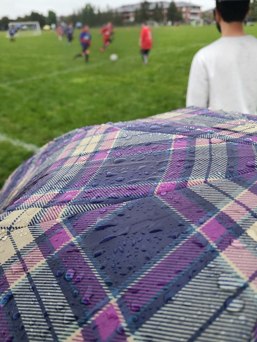 OptimistLindsay's tweet photo. It was a wet, soggy evening of U13 soccer Wednesday at Optimist Soccer Park. 
#optimistclub #youthsoccer #soccer⚽️ #soccerprogram #serviceclub #friendofyouth #lindsay #kawarthalakes #optimistcluboflindsay #optimistinternational #volunteers #rain #rainydays #rainynight☔️ https://t.co/lDdWQwlCWs