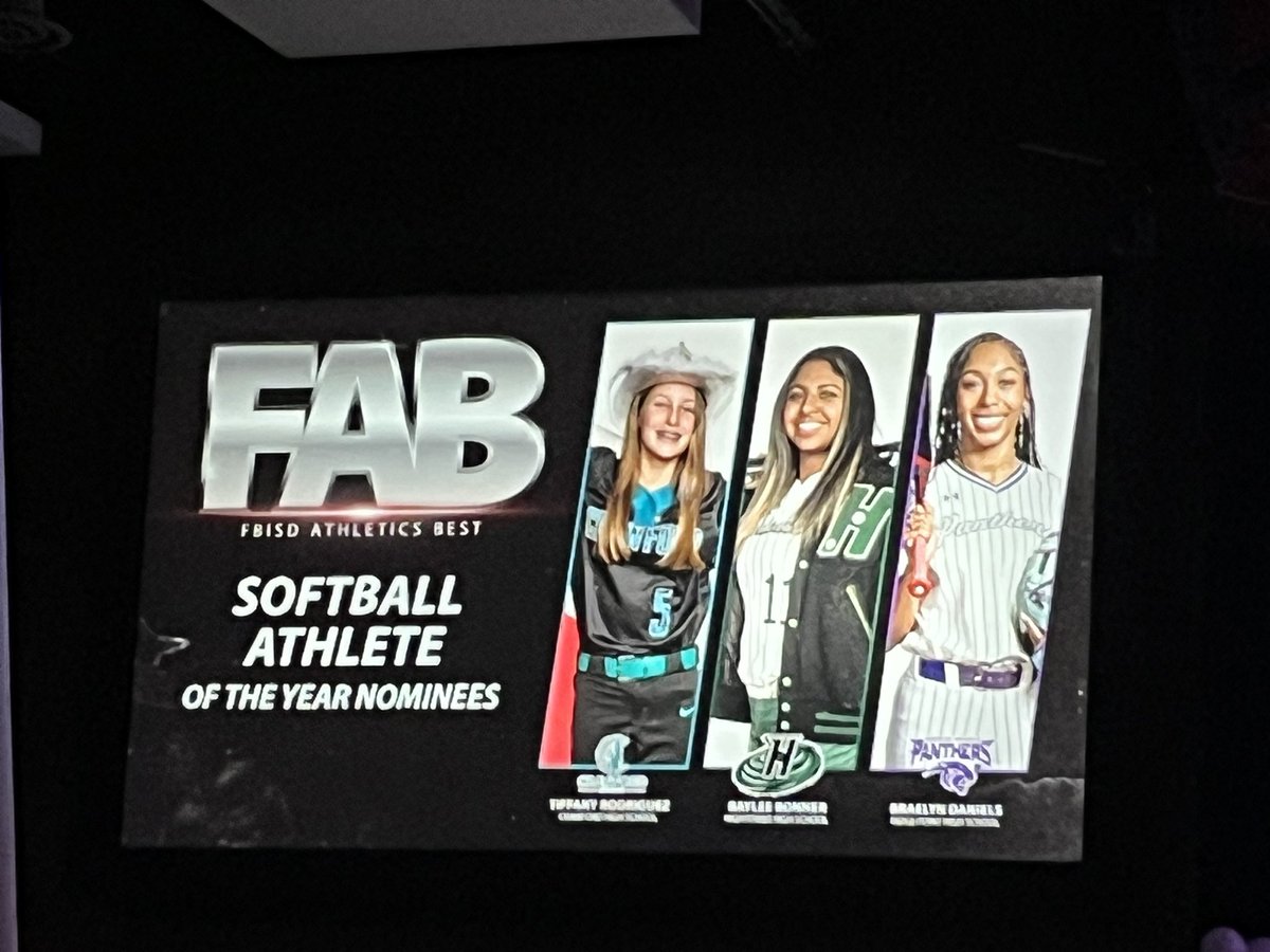 ACHS_ChargerSB's tweet image. Congratulations to our Varsity Captain Tiffany Rodriguez @TiffanyRod27 on her nomination! Although she did not get the crown tonight we are incredibly proud of her accomplishments! ⚡️🥎⚡️