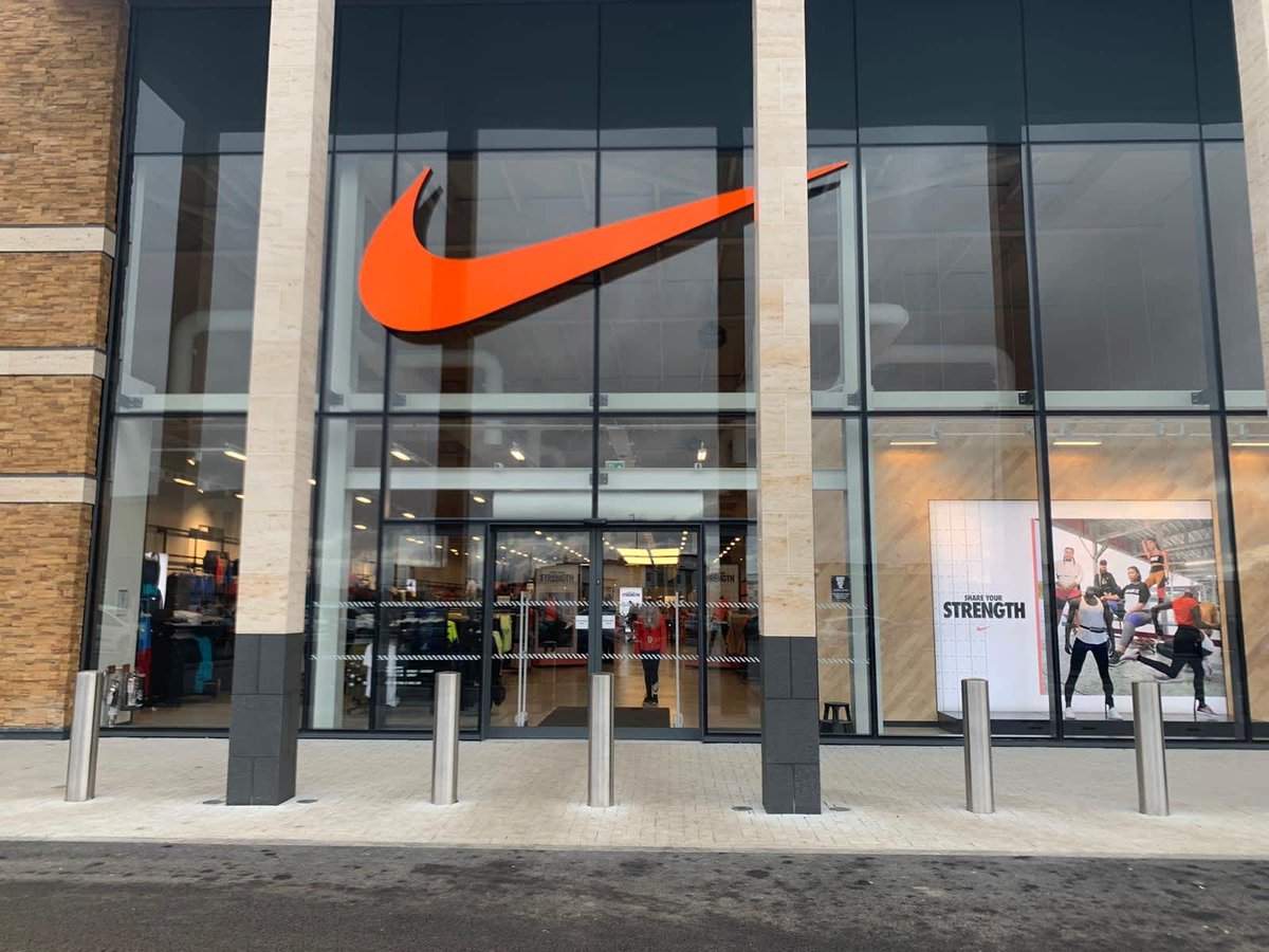 🚨 BREAKING : Nike aumenta i prezzi di calzature e abbigliamento a causa dei dazi doganali