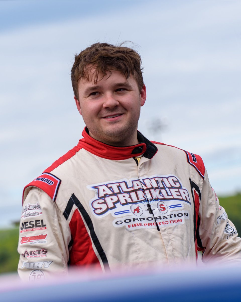 CoryRexford's tweet photo. Trying some stuff out. Also isn't it supposed to be warm outside now?
#ThompsonSpeedway #TourTypeModifieds #SKLiteModified #LateModel #StreetStock https://t.co/9FouwEi10x