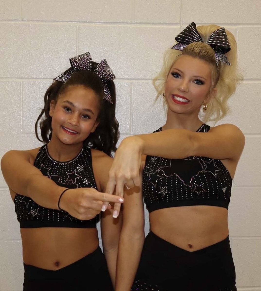 Haley (left)
Round 1