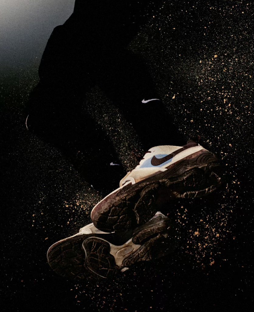 The Travis Scott x Nike Zoom Field Jaxx “Leche Blue” is now available online at BAIT. baitme.com/nike-men-zoom-…